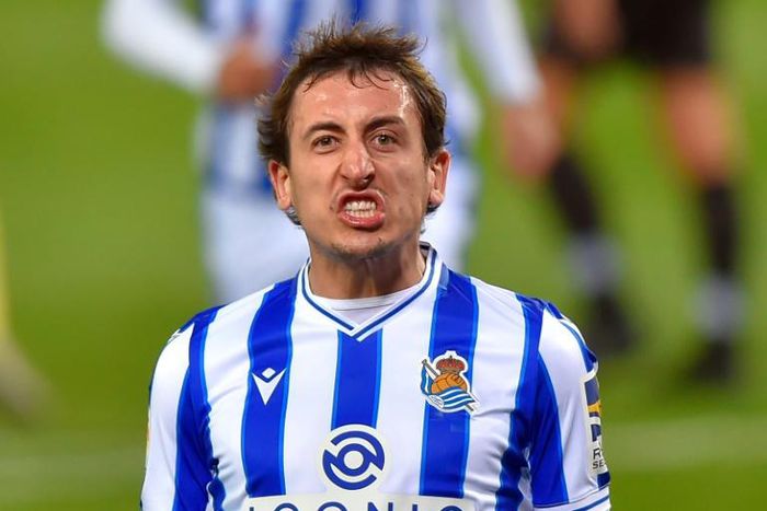 Real Sociedad's Mikel Oyarzabal, the top scorer in La Liga, is likely to miss  the key game in Napoli