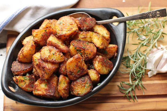 Crispy-roast potatoes