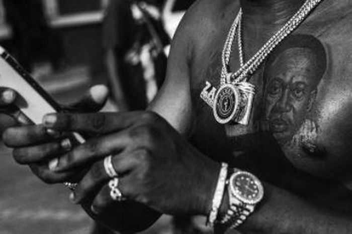 Zlatan Ibile tattoes Kwame Nkrumah's face