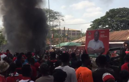 Kumasi: NDC supporters chant ‘no Mahama, no peace’ as they protest election verdict