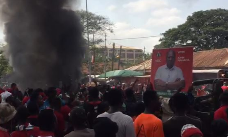 Kumasi: NDC supporters chant ‘no Mahama, no peace’ as they protest election verdict