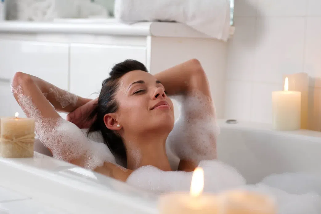 woman-in-a-bathtub