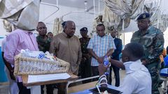 President Mahama visits victims of El-Wak stampede at 37 Military Hospital