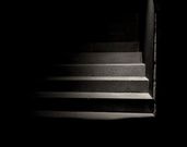 5 fascinating reasons why you might be afraid of the dark