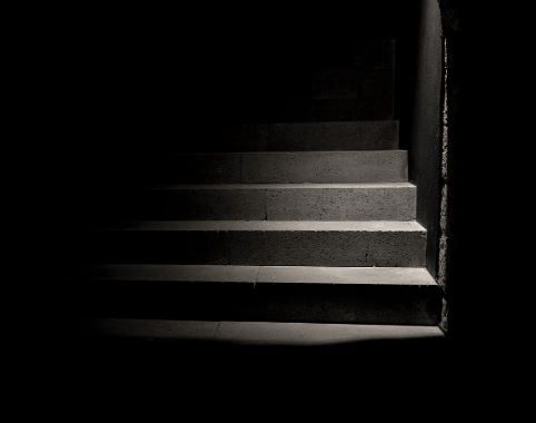 5 fascinating reasons why you might be afraid of the dark
