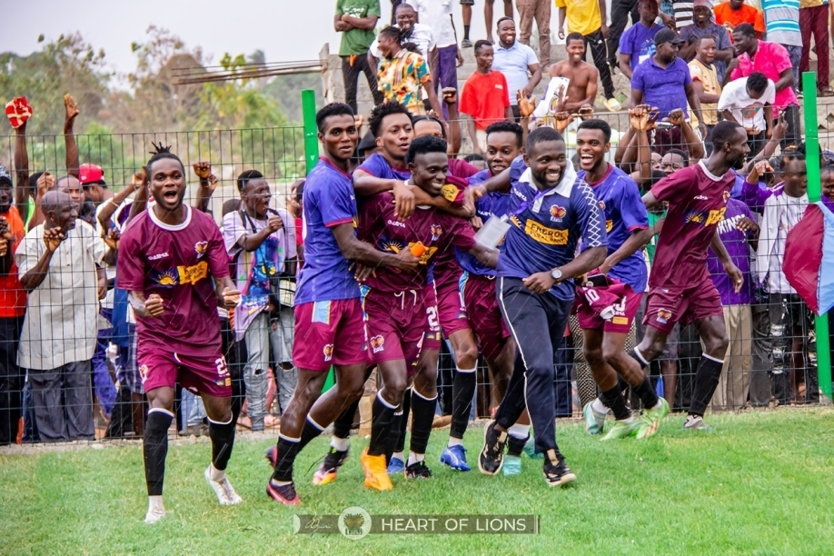 The Ghana Premier League employs about 20,000 people.