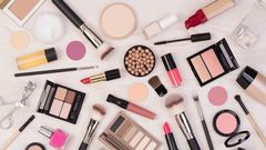 Here's how to make your makeup stand out on Val's day