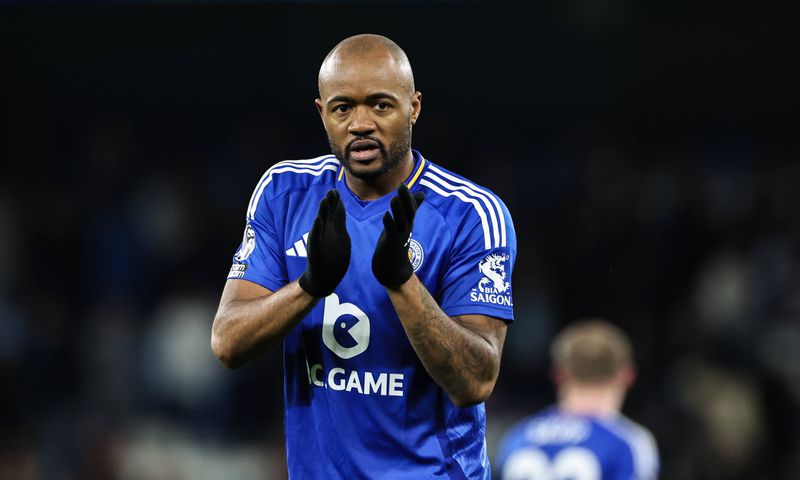 Jordan Ayew scores wonder goal directly from corner kick for Leicester (Video)