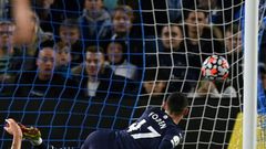 Phil Foden scored twice as Manchester City eased past Brighton