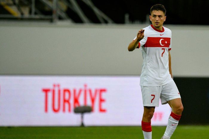 Turkey midfielder Cengiz Under leaves Roma for Marseille.