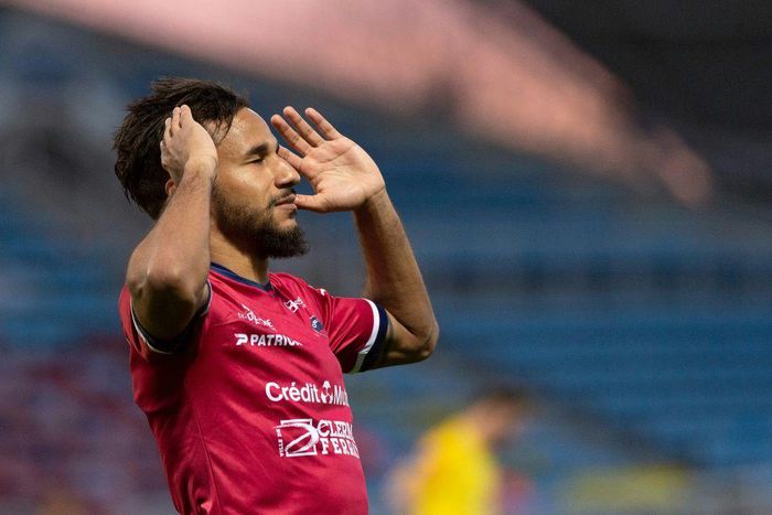 Jim Allevinah from French Ligue 1 club Clermont scored for Gabon in a World Cup qualifying draw against Egypt on Sunday