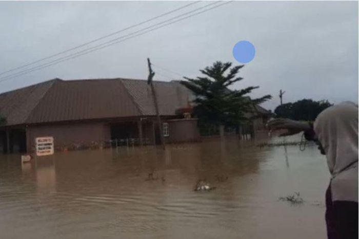 Tamale’s second flood in 3 days displaces residents even before Bagre and Kompienga dams’ spillage