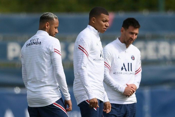 Neymar, Kylian Mbappe and Lionel Messi  training on Saturday ahead of a visit to Reims
