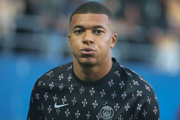 Kylian Mbappe is out of contract at the end of this season and Real Madrid are hopeful of persuading the France star to join them