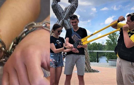 Couple who chained their hands together to avoid breakup has finally done it