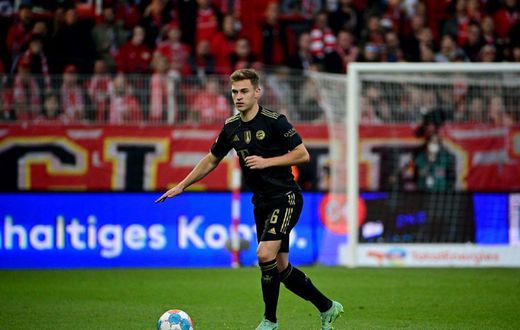 Bayern Munich midfielder Joshua Kimmich in again back in house quarantine
