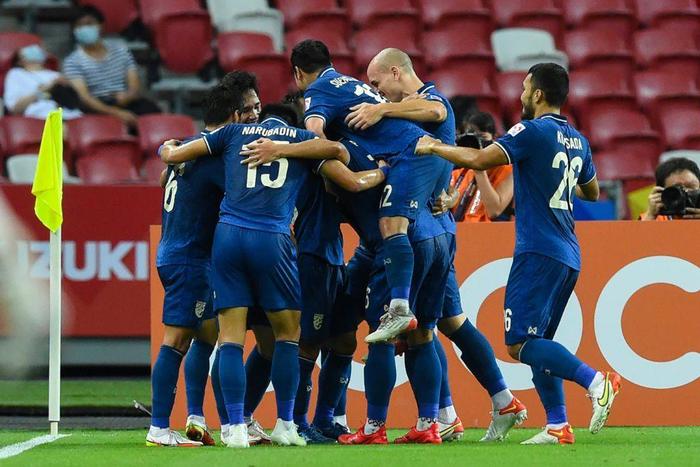 Thailand beat Vietnam 2-0 in the first leg of the Suzuki Cup semi-final in Singapore