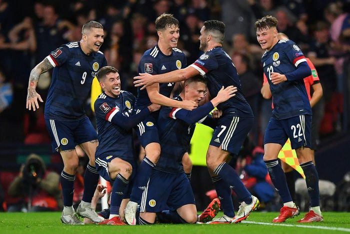 Scotland players celebrate against Israel