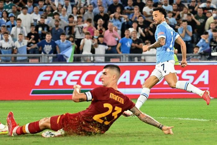 Felipe Anderson scored the decisive goal for Lazio in the Rome derby