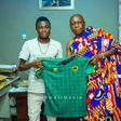 Emmanuel Gyamfi: Kotoko star gifted plot of land by Omanhene of Goaso