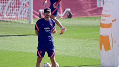 Diego Simeone says his Atletico Madrid team needs to 'evolve'