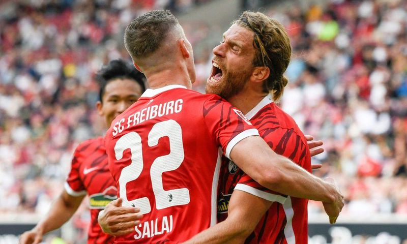 Freiburg forward Lucas Hoeler (R) celebrates his goal against Augsburg on Sunday