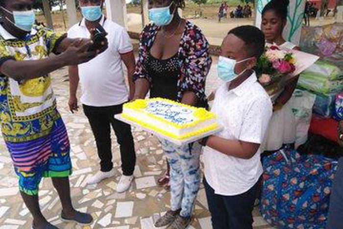 Oswald donates his ‘Our Day’ gifts to orphanage home