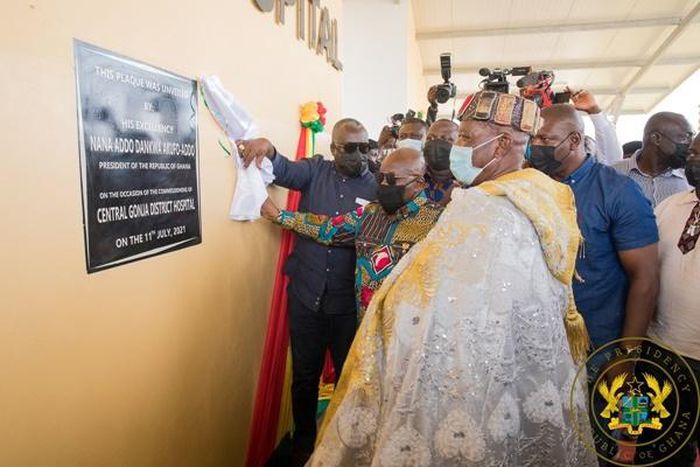 President Akufo-Addo commissions hospital in Buipe
