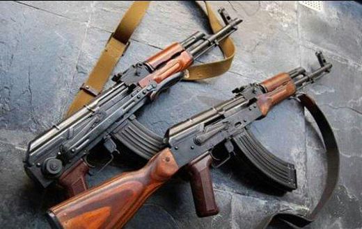 4 robbers heavily armed with AK47 storm village to steal one chicken