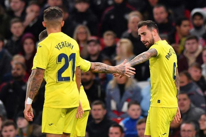 Paco Alcacer (right) opened the scoring for Villarreal against Manchester United