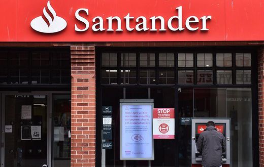 Bank mistakenly deposited £130m into 75,000 customers’ accounts on Christmas day