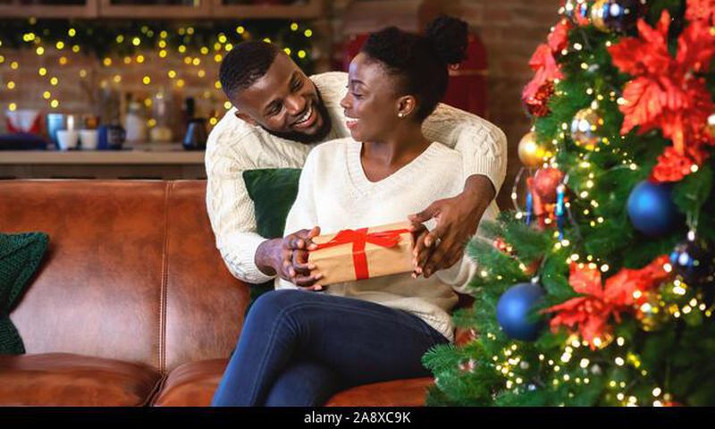 4 best tips to help you find love this holiday season