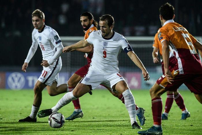 England captain Harry Kane controls the ball against San Marino