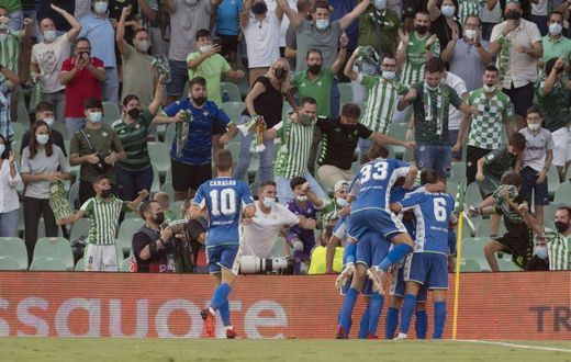 Real Betis came from 2-0 down to beat Celtic 4-3