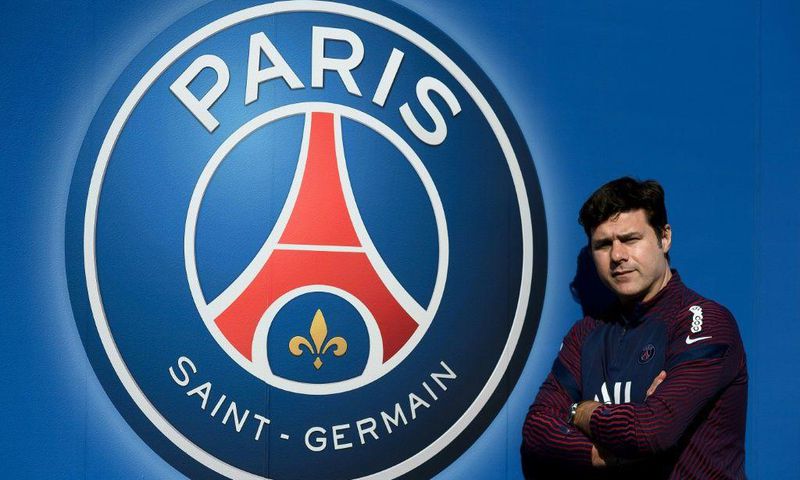 Staying on: Paris Saint-Germain's Argentinian head coach Mauricio Pochettino