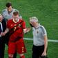 Belgium coach Roberto Martinez (L) and playmaker Kevin De Bruyne (C).