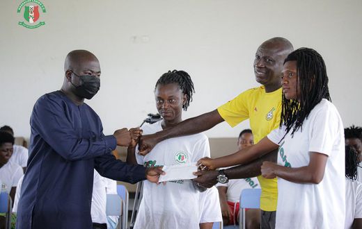 Bawumia donates $10,000 to support Hasaacas Ladies’ Women’s Champions League campaign