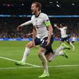 Tottenham Hotspur manager Nuno Espirito Santo says he will decide on Saturday whether England captain Harry Kane plays against the club who say they want to buy him Manchester City