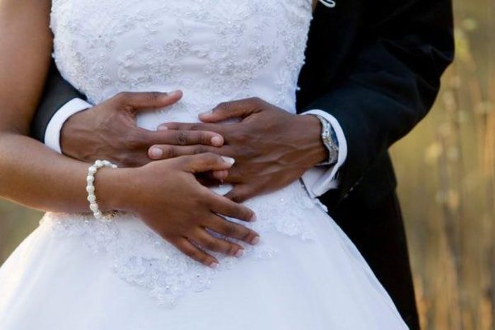 ___7981405___2018___2___14___9___married+couple