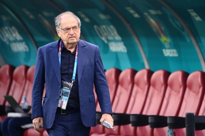 French football federation president Noël Le Graët refuses to condemn Karim Benzema