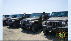 Akufo-Addo presents vehicles to GAF