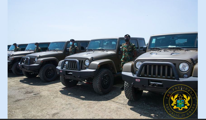 Akufo-Addo presents vehicles to GAF