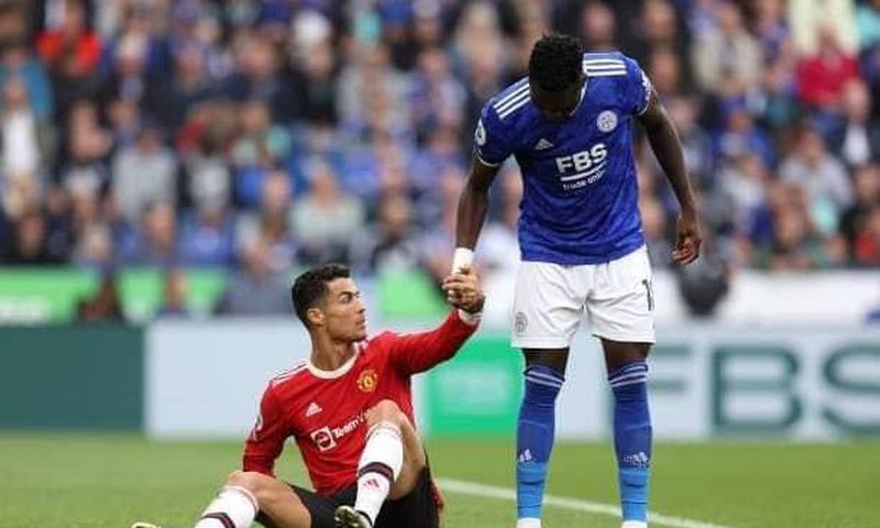 ‘Daniel Amartey pocketed Ronaldo’ – Fans react as Leicester beat Man United
