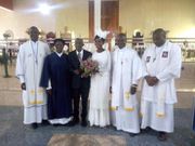 Man celebrates as his 99-year-old father weds 86-year-old mother: "Newest couples in the world"