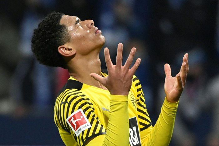 Jude Bellingham shows his frustration as Borussia Dortmund drew 1-1 at Bochum
