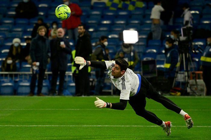 Belgian goalkeeper Thibaut Courtois is among a group of Real Madrid players who have contracted Covid.