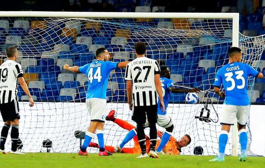 Kalidou Koulibaly won the match for Napoli with his late strike