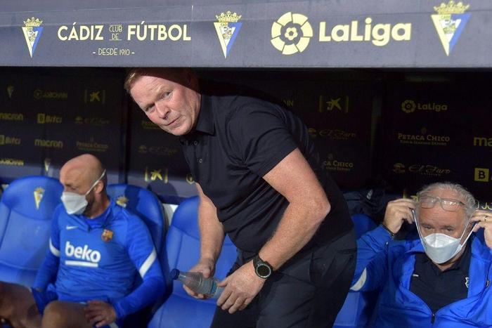 Ronald Koeman is on thin ice ahead of Barcelona's Champions League game away at Benfica on Wednesday.