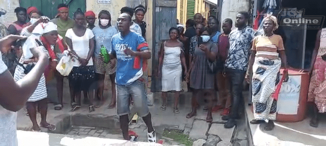 Residents curse police