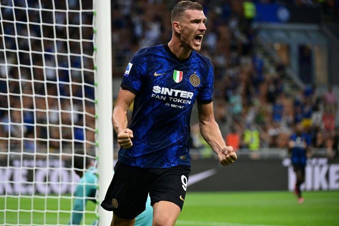 Edin Dzeko Scored on his debut for Inter Milan